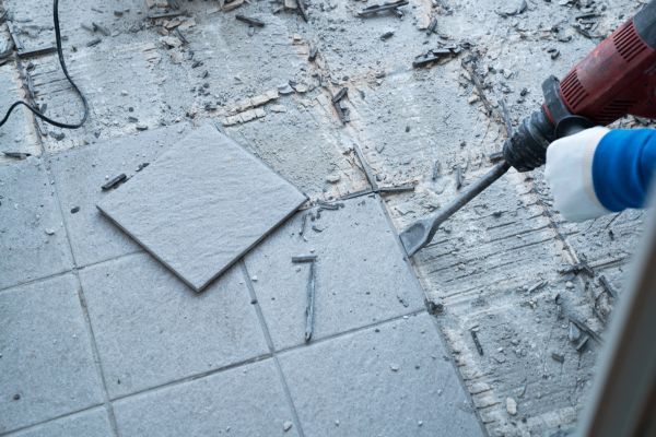 Flooring Removal Service in Hendersonville